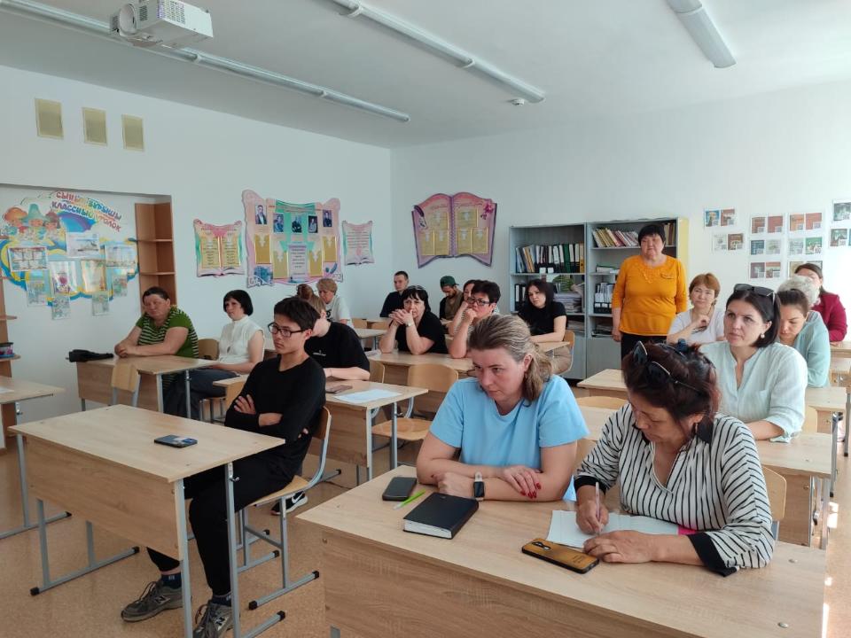 Қорықпаңыз, сізді алдауға жол бермеңіз! Қостанай ауданында Интернет алаяқтыққа қарсы алдын алу жобасы жалғасуда