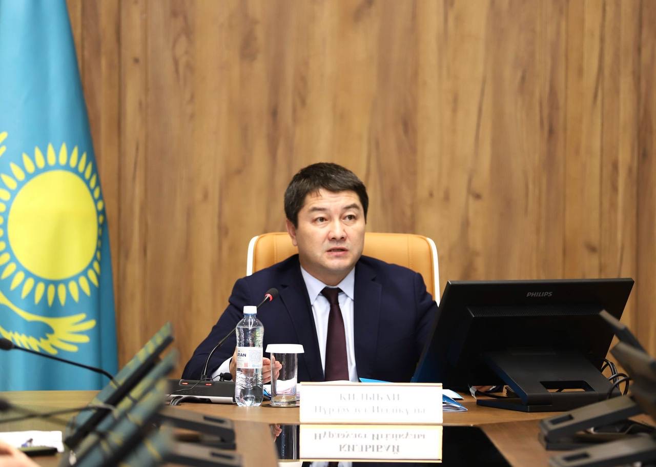 Облыс әкімдігінде жол қауіпсіздігі мен суицидтің алдын алу мәселелері талқыланды