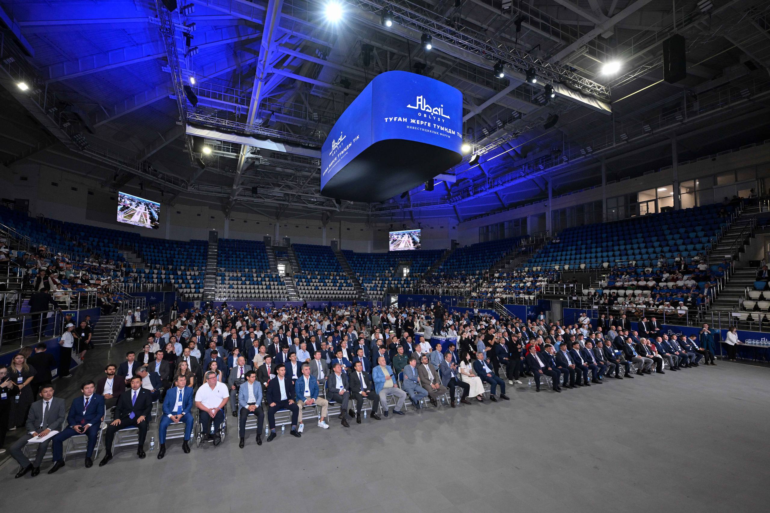 Елсіз аралдағы әдемі қыздар секс