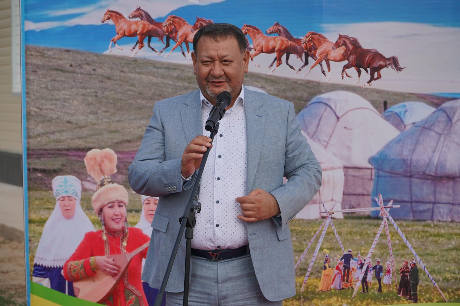 БӘЙДІБЕК: АМАНСАЙ ЕЛДІ МЕКЕНІНДЕ ЖАҢА МӘДЕНИЕТ ҮЙІ АШЫЛДЫ