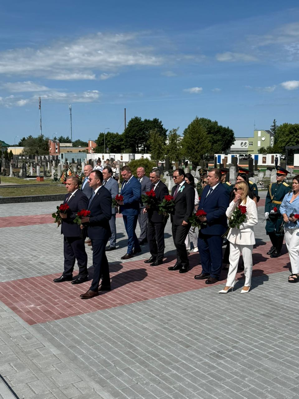 Брестте Ұлы Отан соғысы жылдарында қаза тапқан қазақстандықтарды еске алуға арналған мемориалдық тақта орнатылды