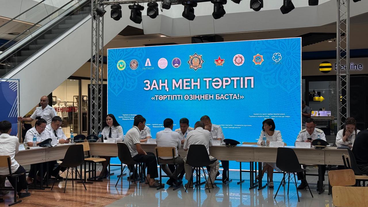 Жамбылда «Заң және Тәртіп» апталығы аясында тұрғындарға заңгерлік көмек көрсету акциясы өткізілді
