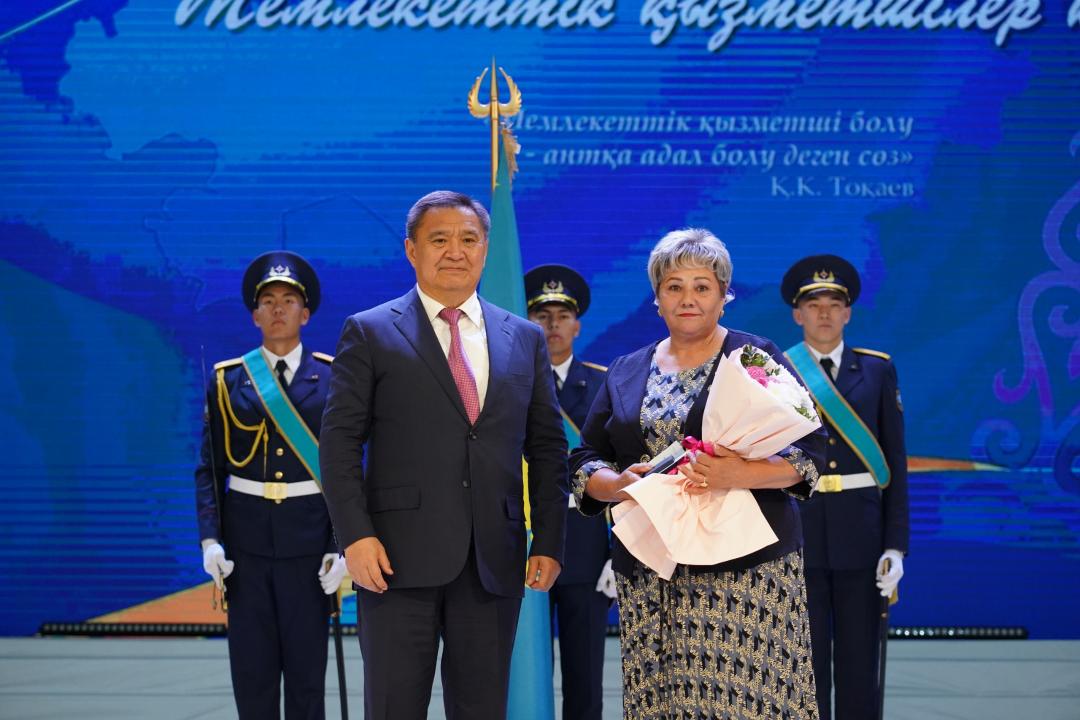 Көкшетауда Мемлекеттік қызметші күні аталып өтті
