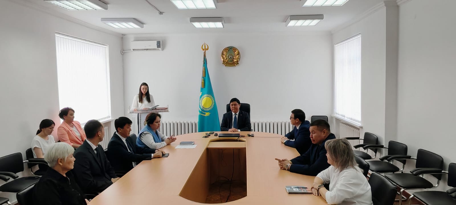 В Департаменте юстиции Акмолинской области проведено торжественное собрание, посвященное празднованию Дня государственных служащих.