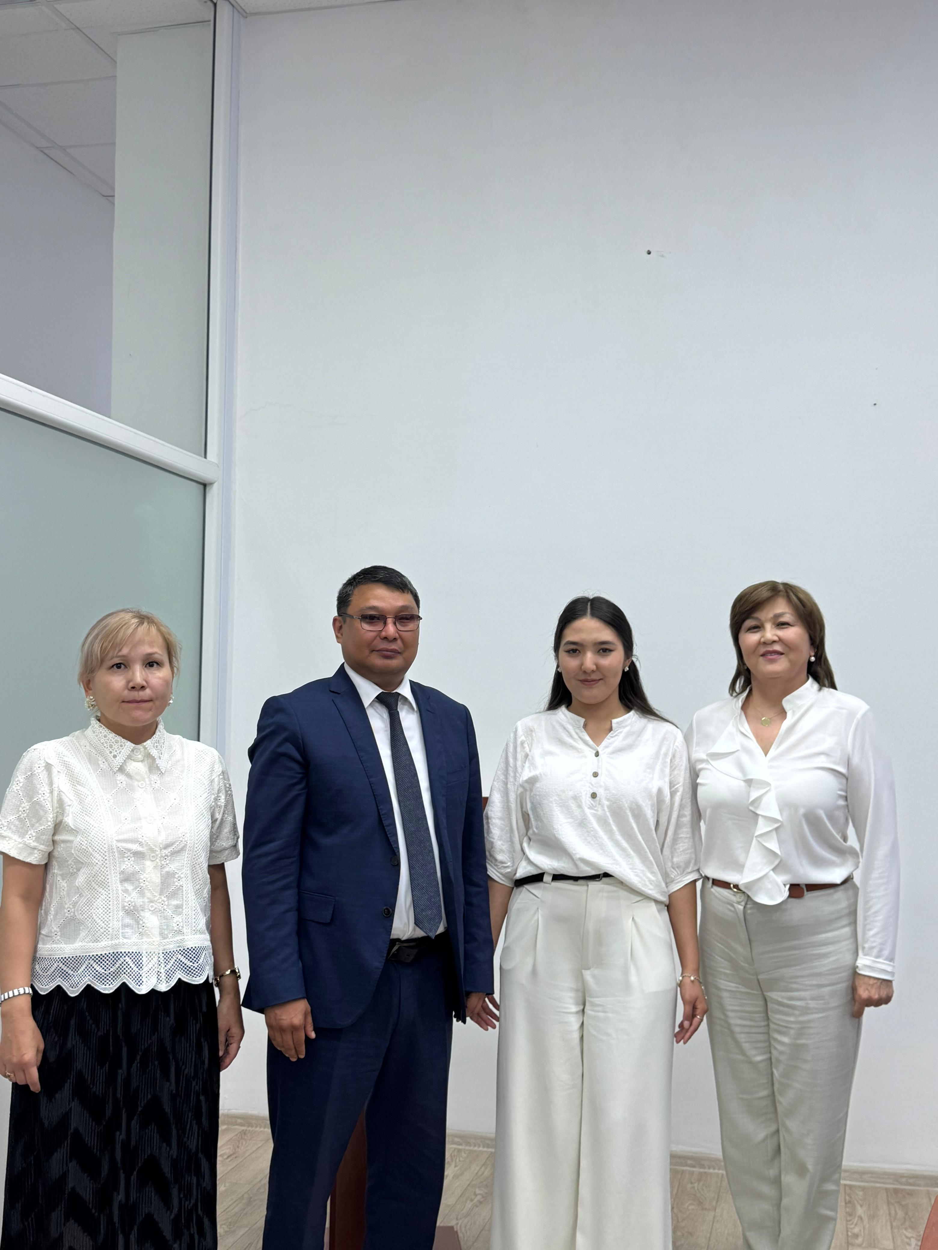 Бүгін Департаментте Мемлекеттік қызметші күніне орай салтанатты іс-шара өтті.