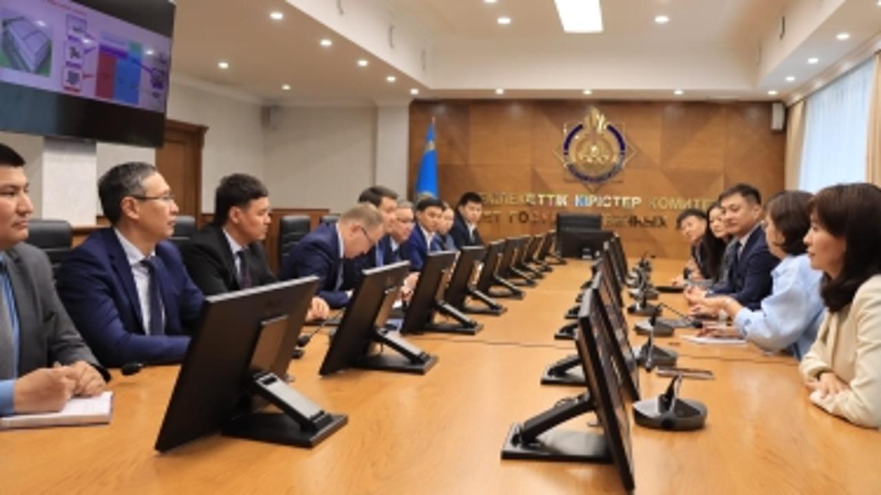 КГД и китайская компания Polyking обсудили инвестиции и цифровую логистику