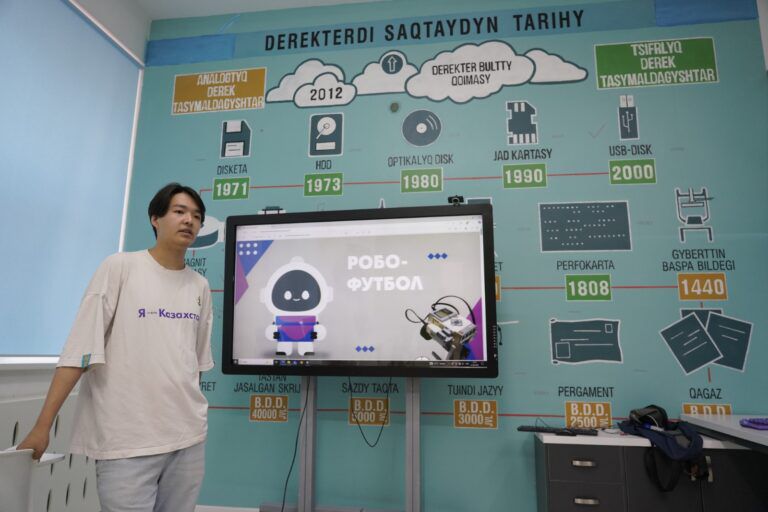 Астанада дарынды оқушыларға арналған STEM-жаттығу лагері басталды