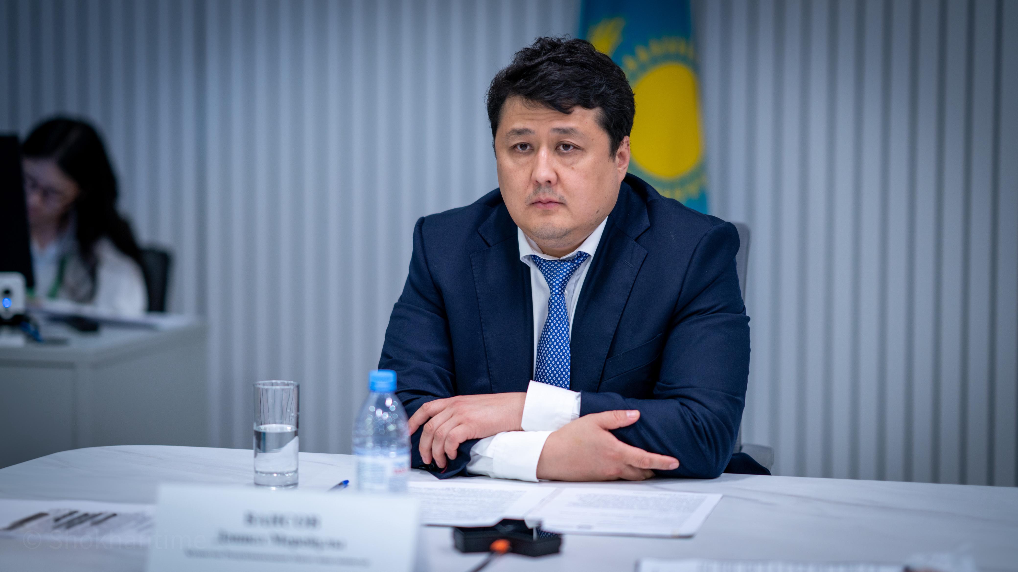 ҚР Әділет вице-министрі Даниель Ваисов азаматтарды қабылдады