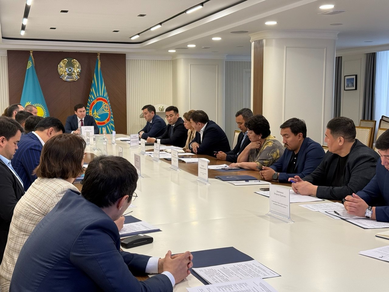 2025 жылғы 24 маусымда Әлеуметтік әріптестік және еңбек қатынастарын реттеу жөніндегі қалалық үшжақты комиссияның кезекті отырысы өтті.