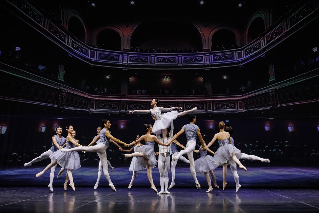 Almaty Theatre сахнасында «Балет нені жасырды» қойылымының премьерасы өтті