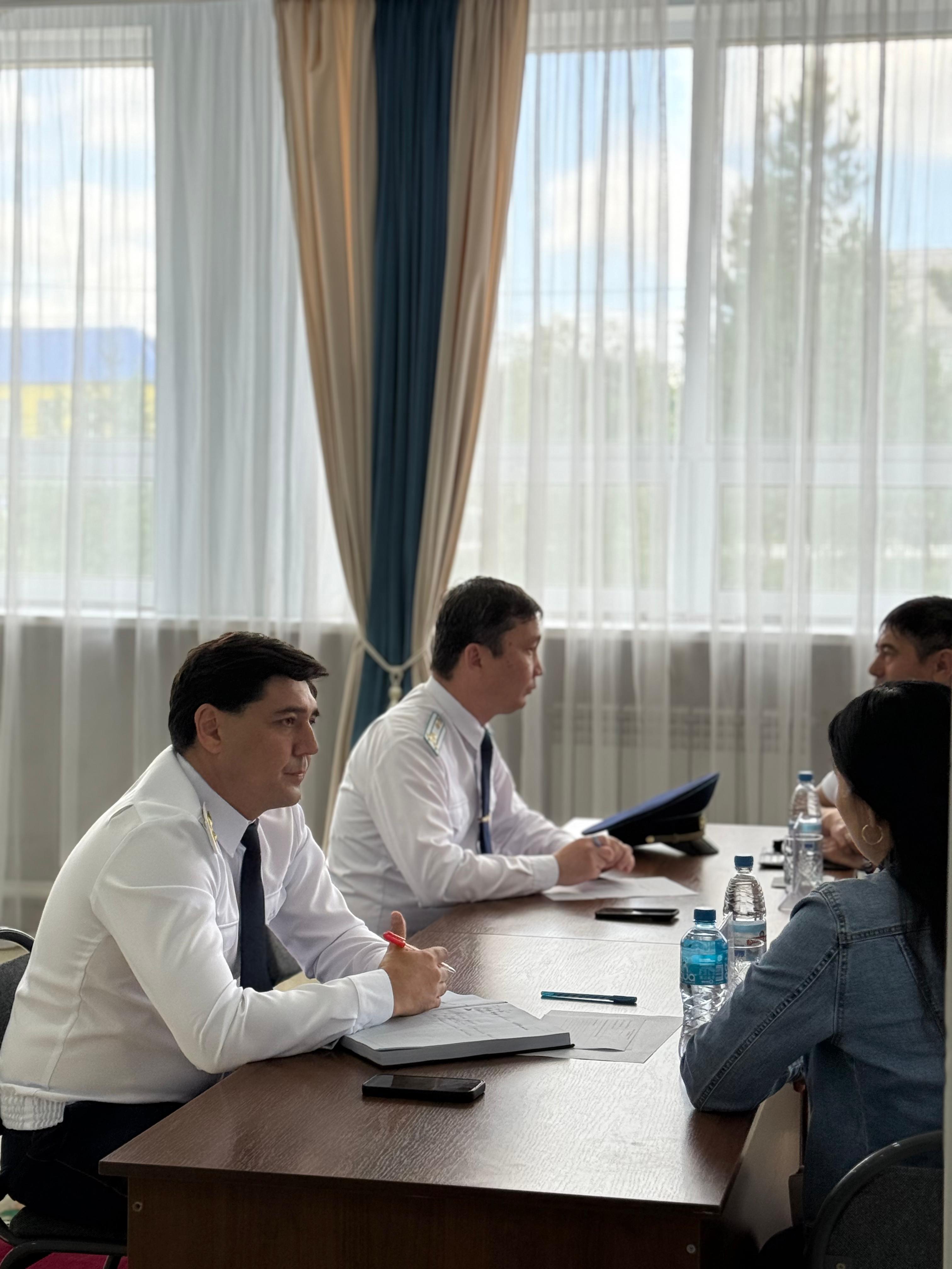 «Заң мен тәртіп» апталығы: Таскала ауылының тұрғындарына тегін құқықтық көмек көрсетілді