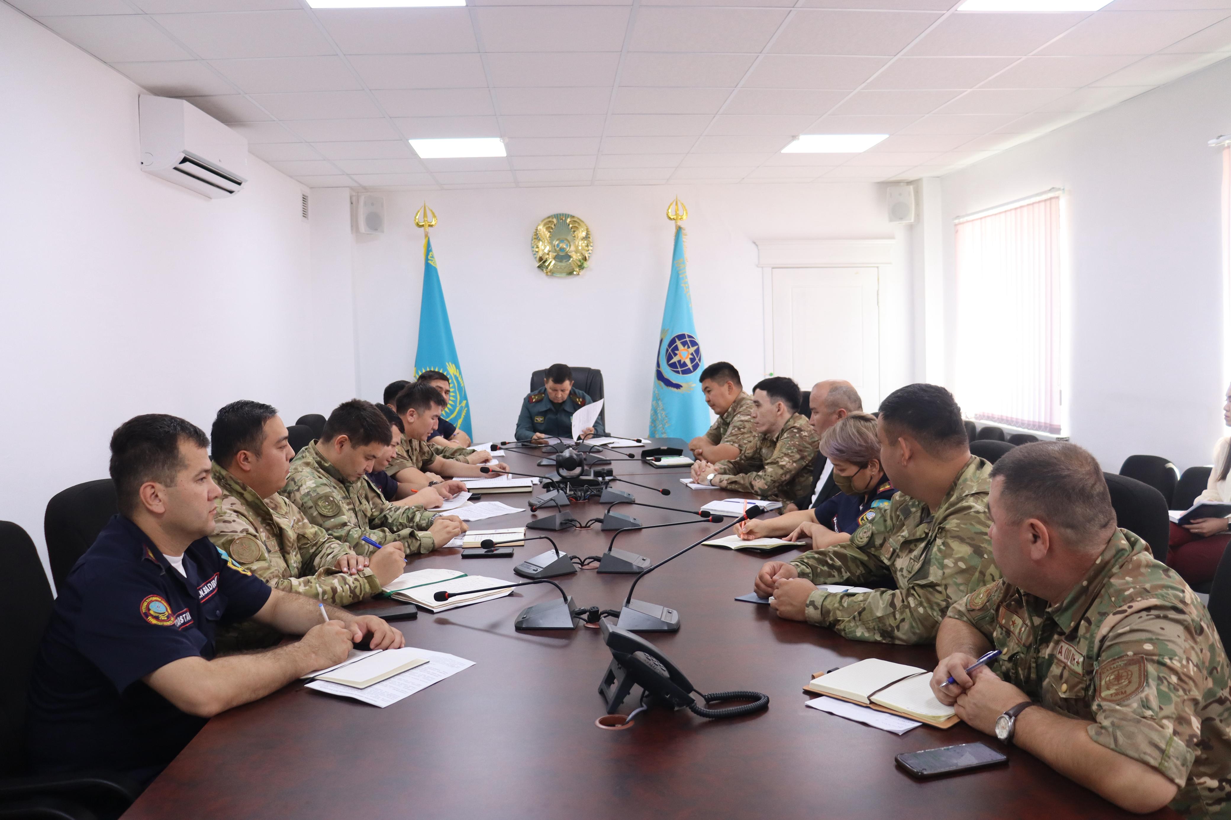 В целях повышения квалификации сотрудников проведено заседание