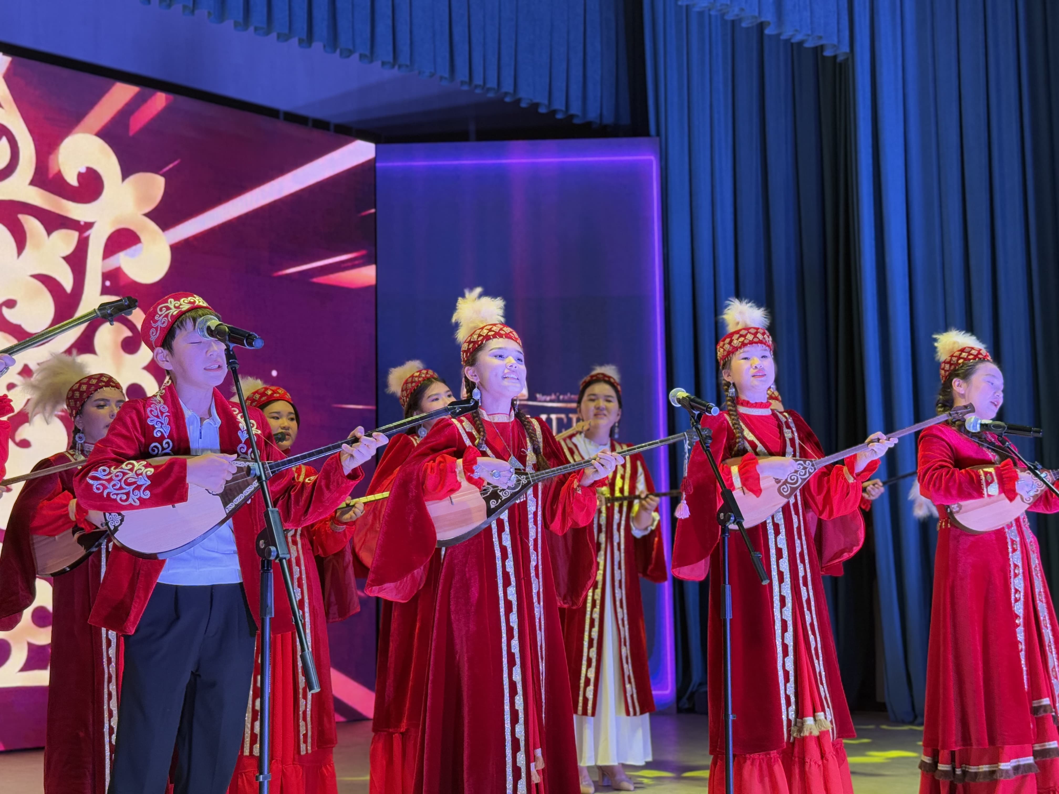 В Бейнеу прошел концерт жанаозенских артистов