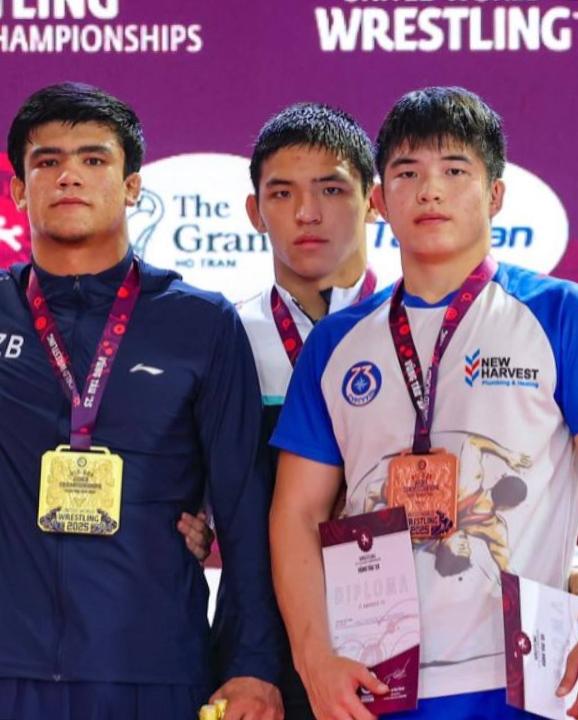 13 ЗОЛОТЫХ МЕДАЛЕЙ ЗАВОЕВАЛИ КАЗАХСТАНСКИЕ БОРЦЫ НА ЧЕМПИОНАТЕ АЗИИ