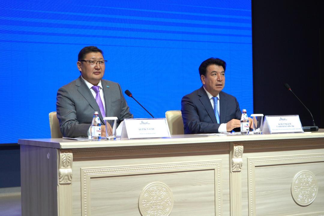 Оқу-ағарту министрі Абай облысының педагогтерімен кездесу өткізді