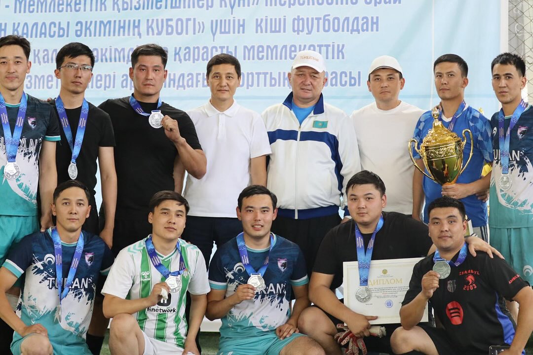 МЕМЛЕКЕТТІК ҚЫЗМЕТШІЛЕР КҮНІНЕ ОРАЙ СПОРТТЫҚ ЖАРЫС ӨТТІ