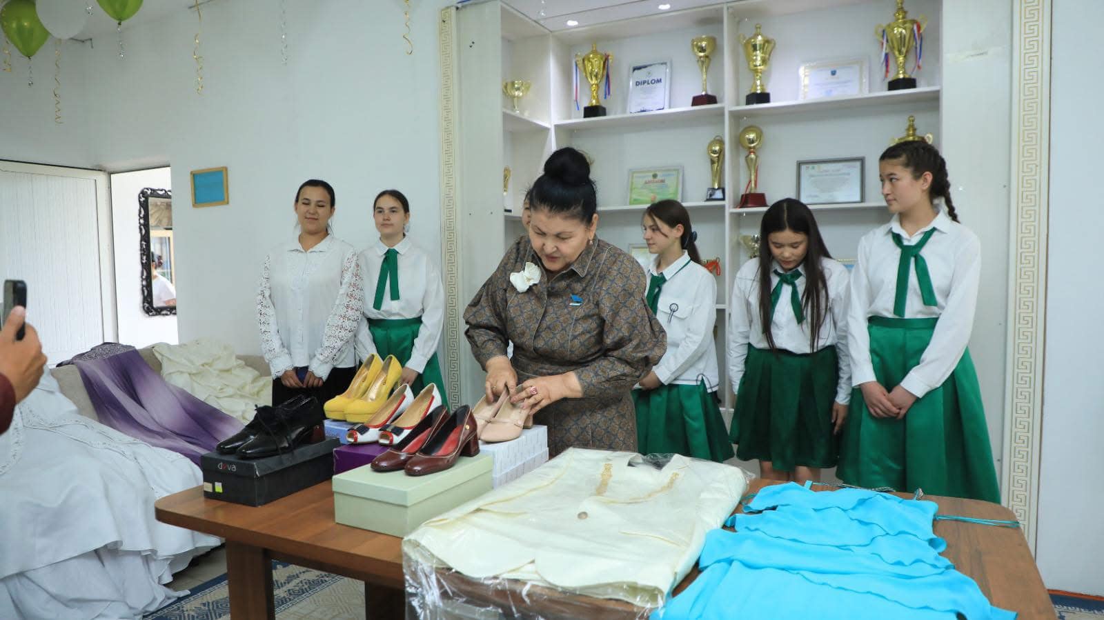 ТҮРКІСТАН: «БАҚЫТТЫ ОТБАСЫ» ЖОБАСЫ АЯСЫНДА АРЫСТЫҚ БАЛАЛАР ҚУАНЫШҚА БӨЛЕНДІ