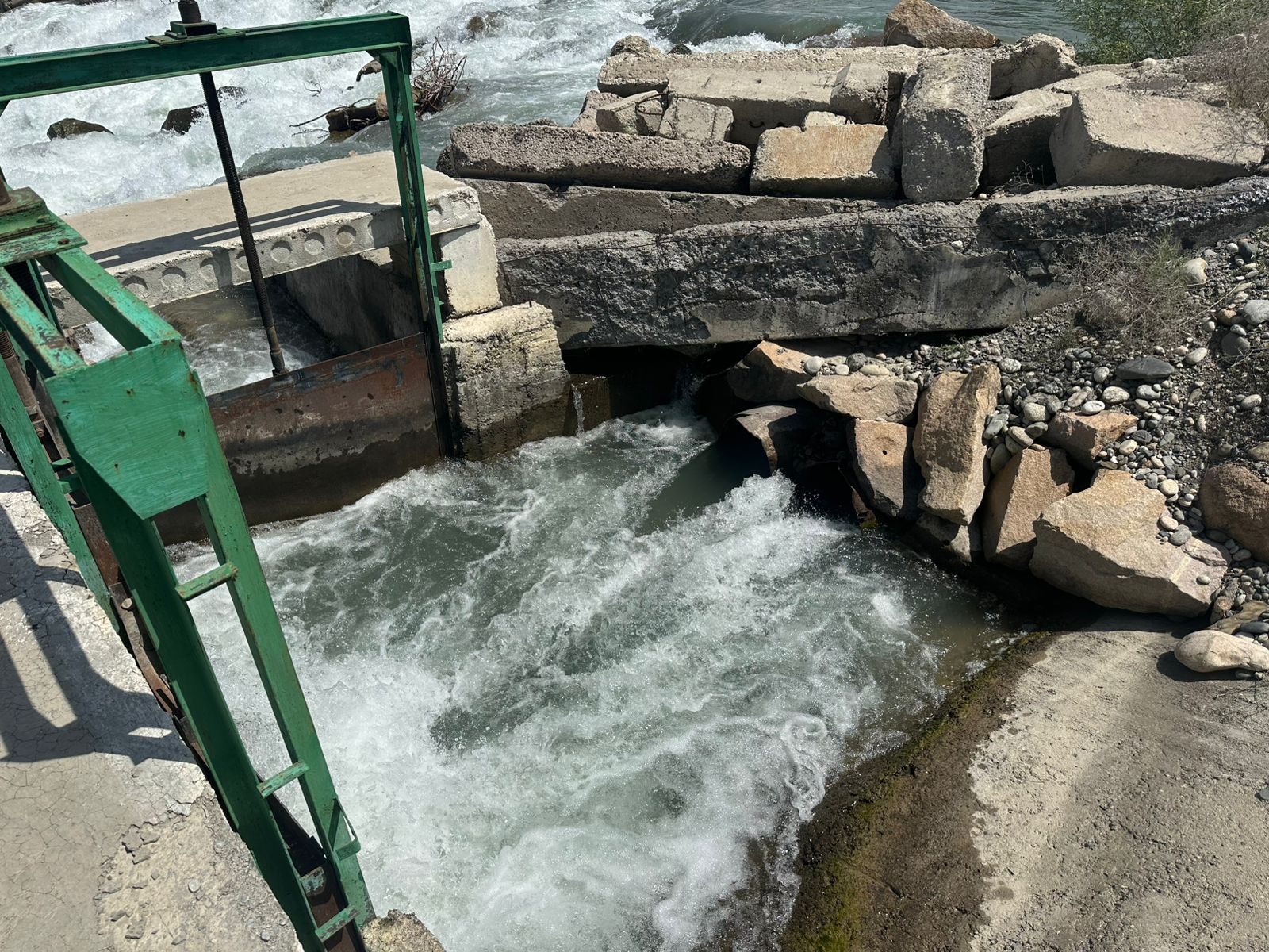 Жетісу облысы бойынша сыбайлас жемқорлыққа қарсы қызмет құрылысы ұзаққа созылған объектілерді аралады