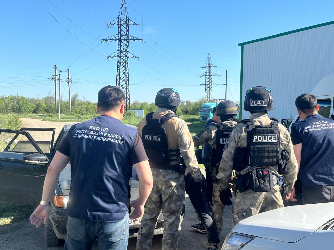 В ЗКО задержаны двое сельчан по подозрению в вымогательстве