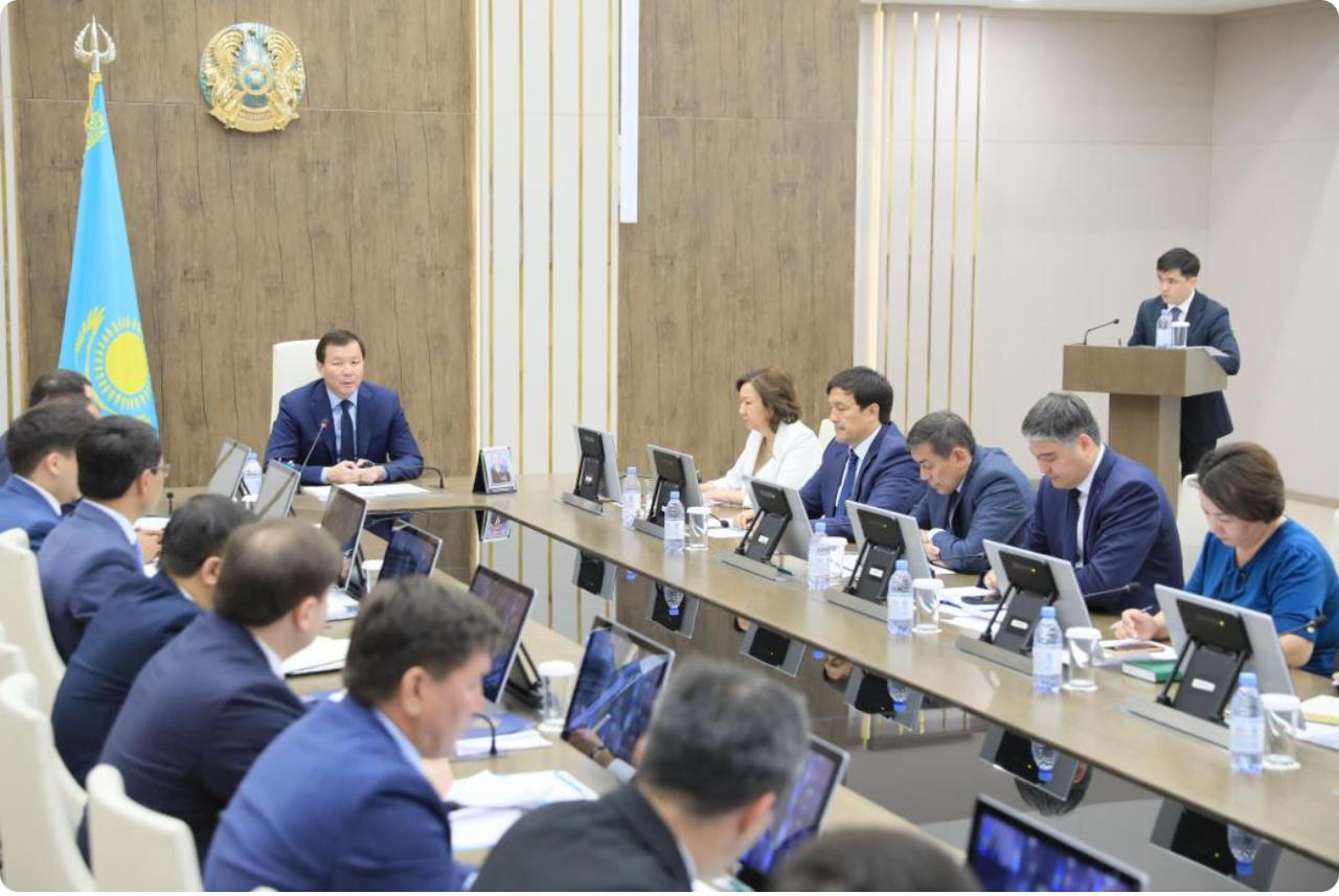 Облыс әкімі төрағалығымен өткен аппараттық жиында жергілікті тауар өндірушілерді дамыту және қолдау мәселелері қаралды.