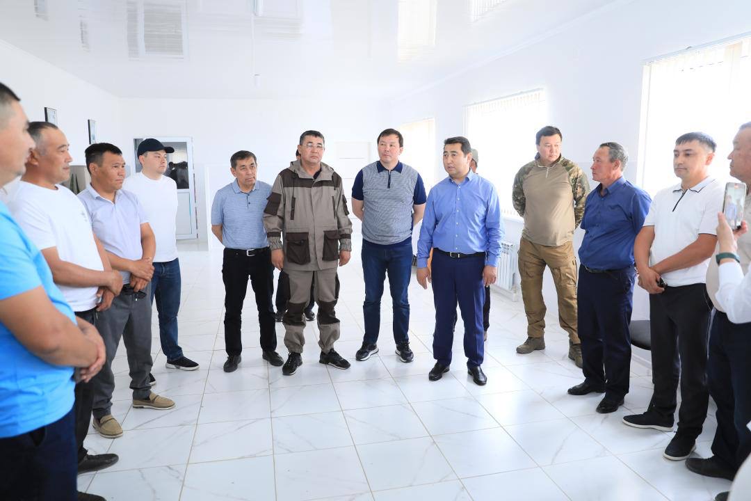 Айдарбек Сапаров Ақтөбе облысындағы негізгі агроөнеркәсіптік кешен жобаларымен танысты