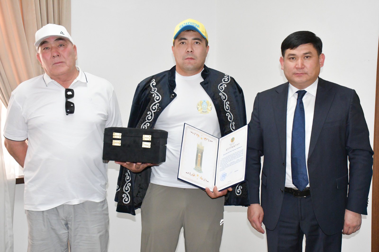 СПОРТ САҢЛАҒЫНА МАРАПАТ