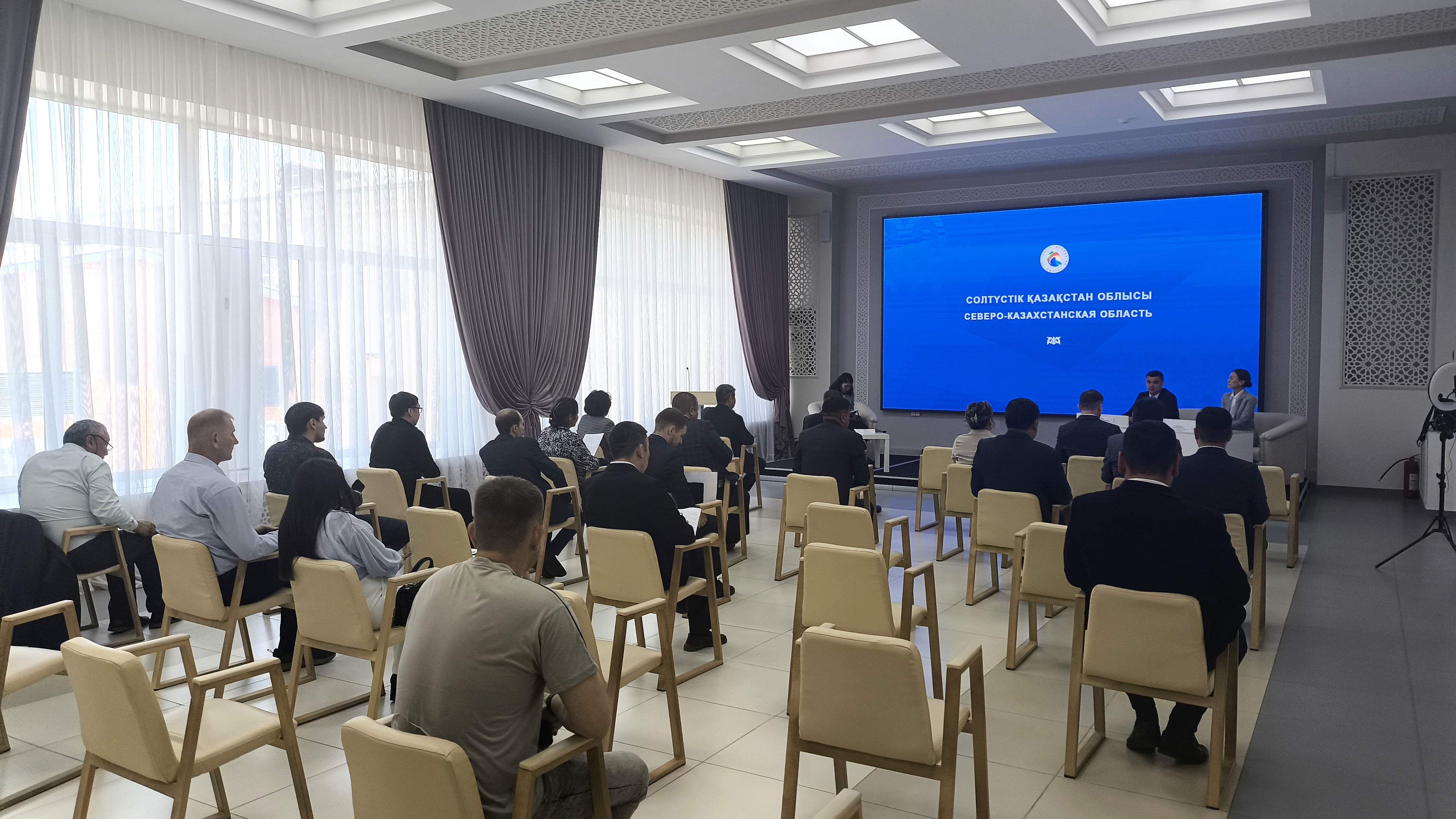 30 мая 2025 года под председательством руководителя КГУ «Управление государственного архитектурно-строительного контроля и лицензирования акимата Северо-Казахстанской области» Лукина Владислава Геннадьевича состоялось рабочее совещание с участием представителей центральных и местных исполнительных органов.