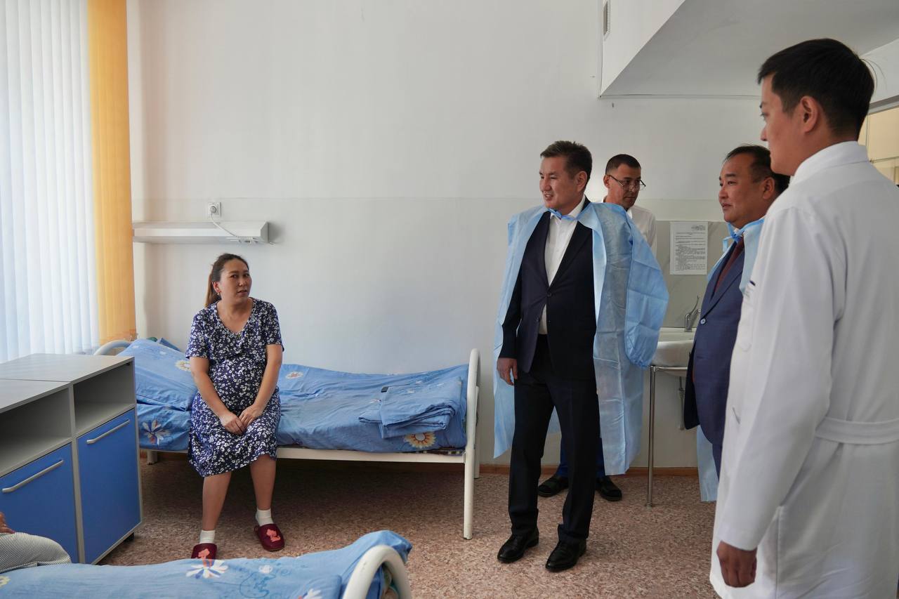 Тарбағатай аудандық ауруханасында күрделі жөндеуден өткен босану бөлімшесі салтанатты түрде ашылды