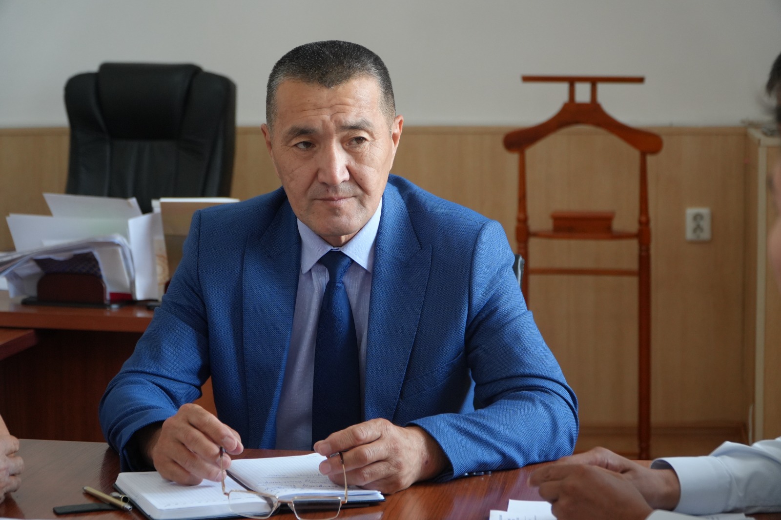 ӘЛЕУМЕТТІК-ЕҢБЕК ҚАТЫНАСТАРЫН ЗАҢДАСТЫРУ МӘСЕЛЕСІ ТАЛҚЫЛАНДЫ