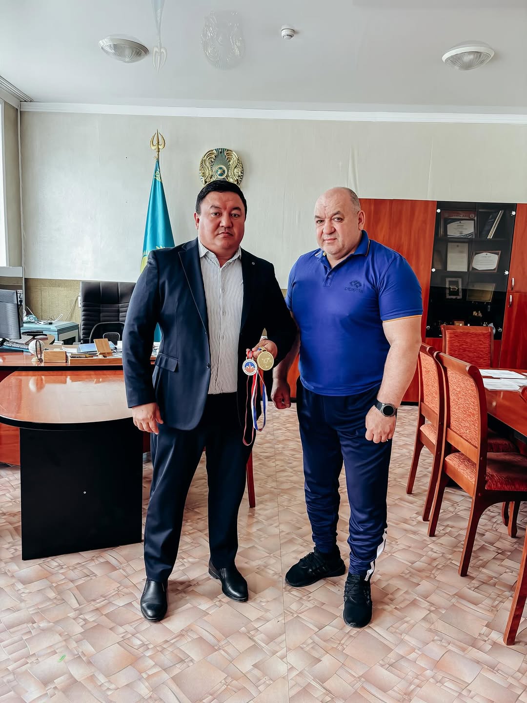 Әлем чемпионымен кездесу