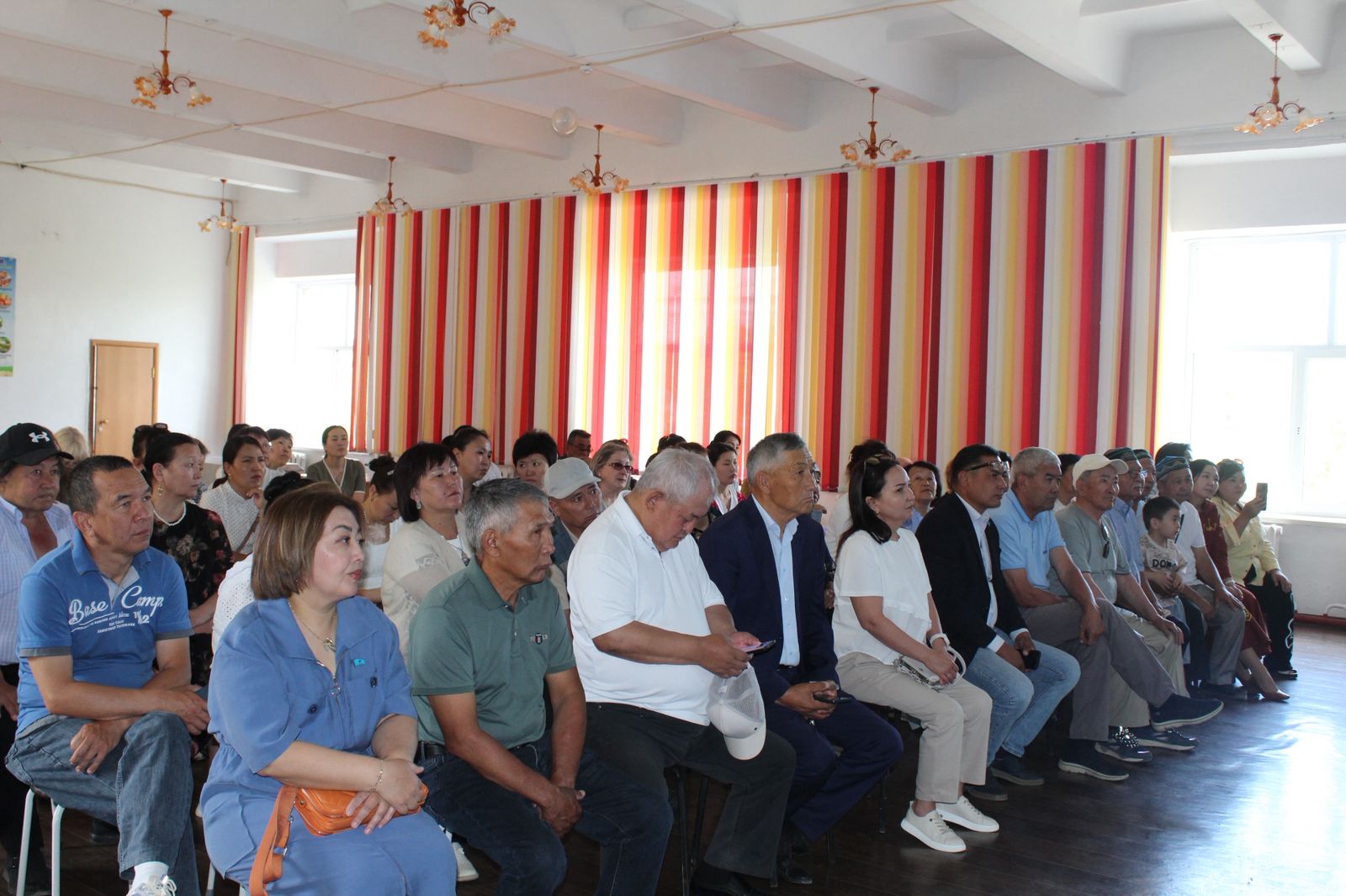 Қалалық мәслихаттың тұрақты комиссиясындағы көпшілік тыңдаулар