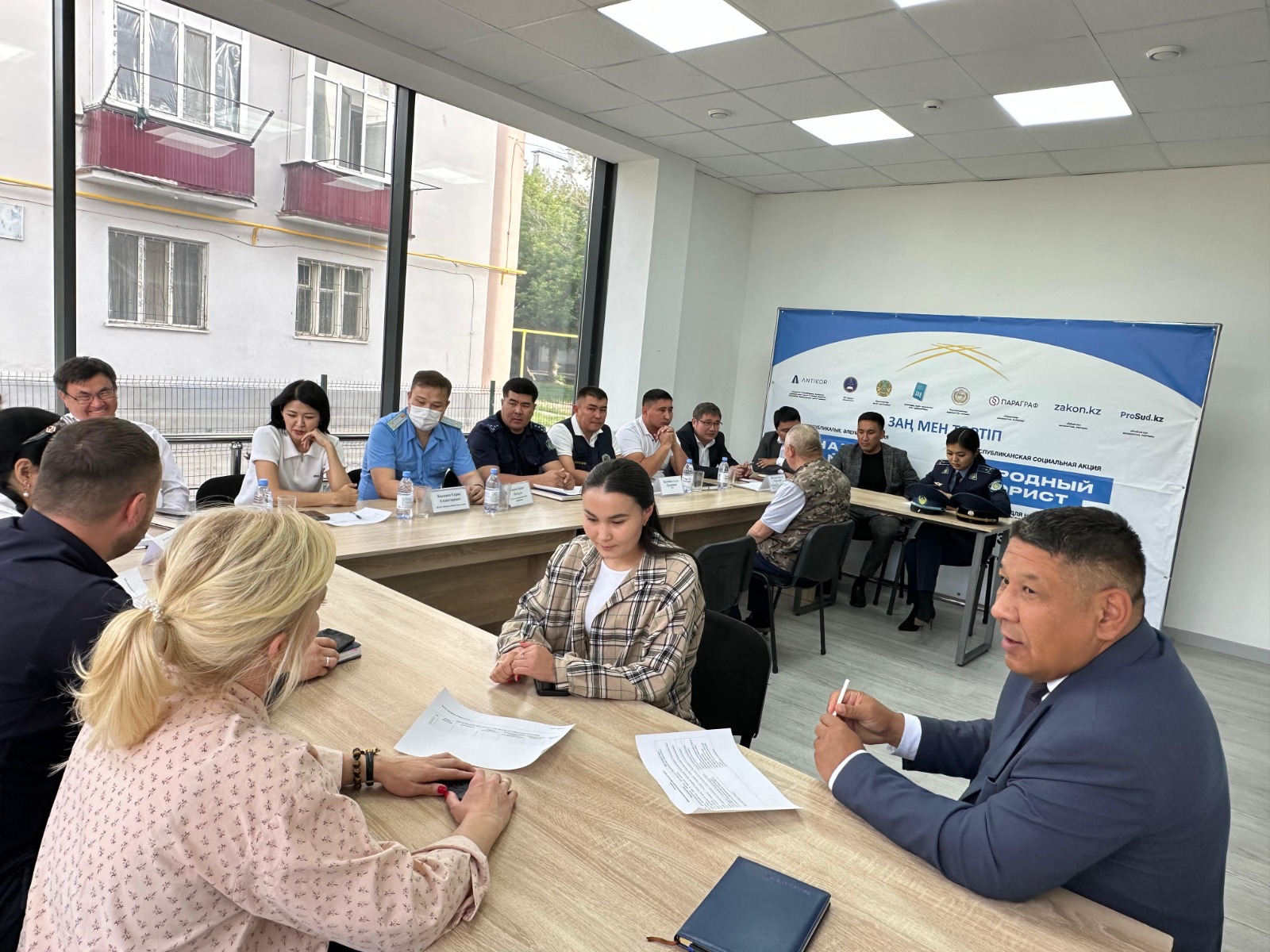 30 мамыр күні жергілікті уақытпен Қазақстанның барлық ірі қалаларында «Халық заңгері» жалпыреспубликалық акциясы өткізілді.