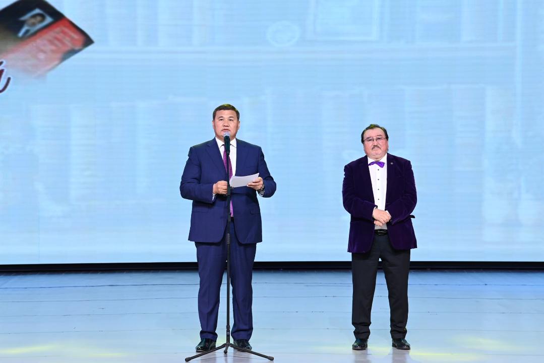 Қызылордада ақын Ұлықбек Есдәулеттің шығармашылық кеші өтті
