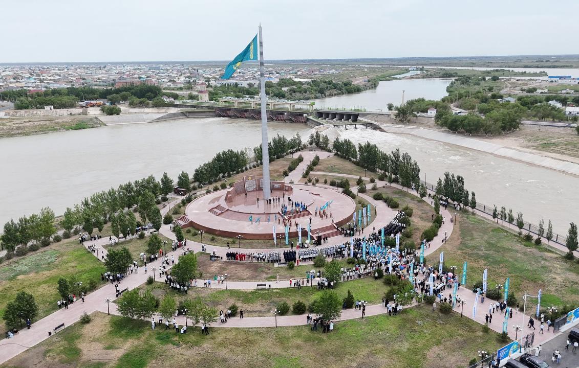 Қызылордада мемлекеттік рәміздер күніне арналған патриоттық акция өтті