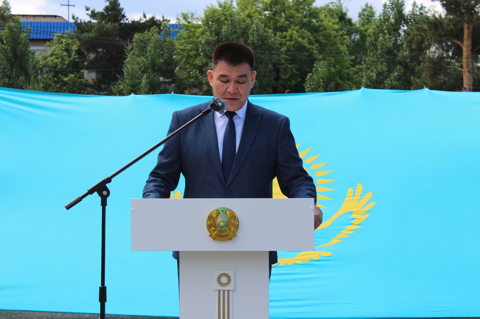 Елімнің рәміздері.