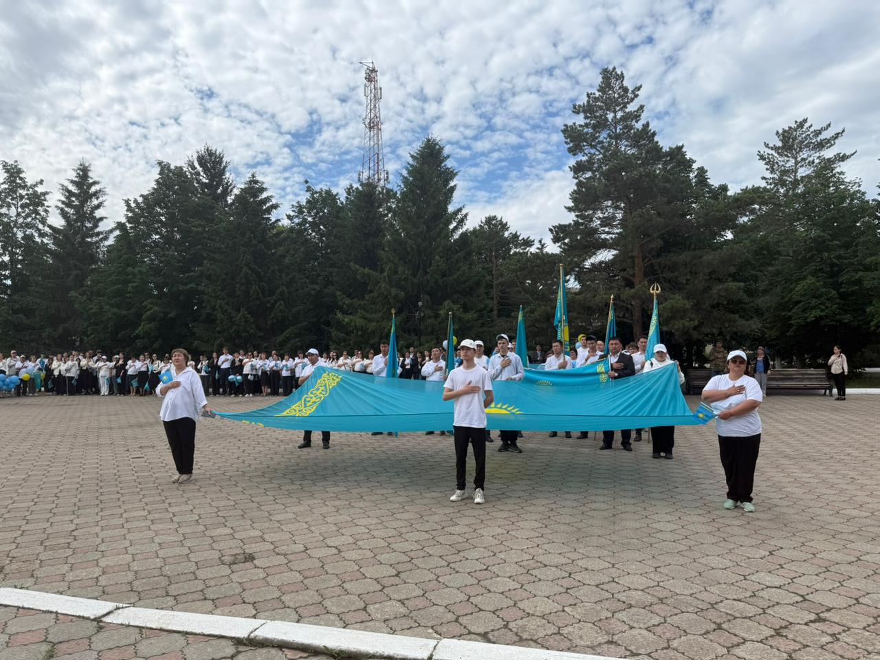 4 маусымда Ғабит Мүсірепов атындағы ауданда Қазақстан Республикасының Мемлекеттік рәміздері күніне арналған салтанатты іс-шара өтті.
