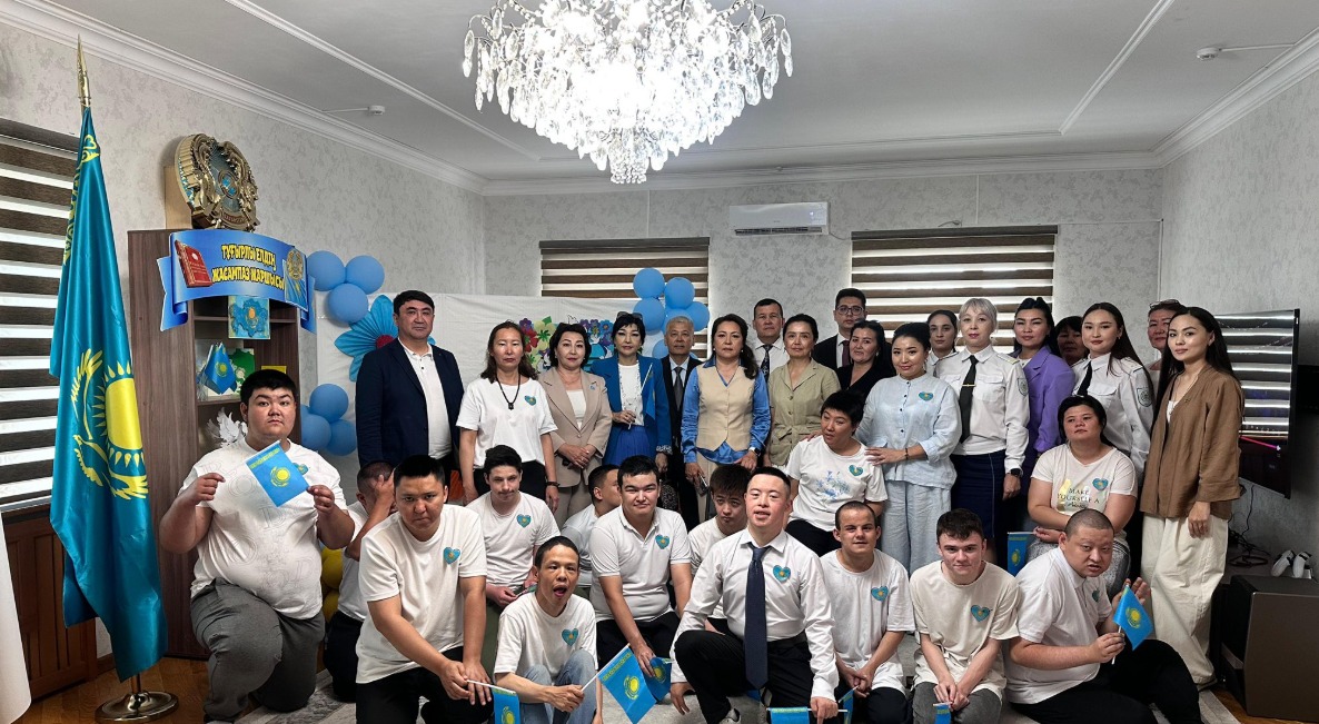 “Ұлытау Мейірім” Қоғамдық қорының ұйымдастыруымен ҚР Мемлекеттік рәміздері күніне орай өткен салтанатты іс-шараға қатысты