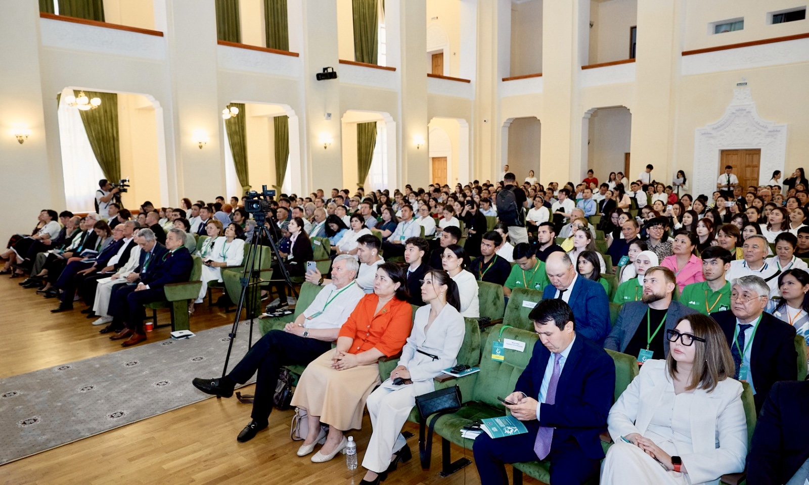 ОРТАЛЫҚ АЗИЯДАҒЫ БИОАЛУАНТҮРЛІЛІКТІ САҚТАУ МӘСЕЛЕЛЕРІ МЕН ПЕРСПЕКТИВАЛАРЫ