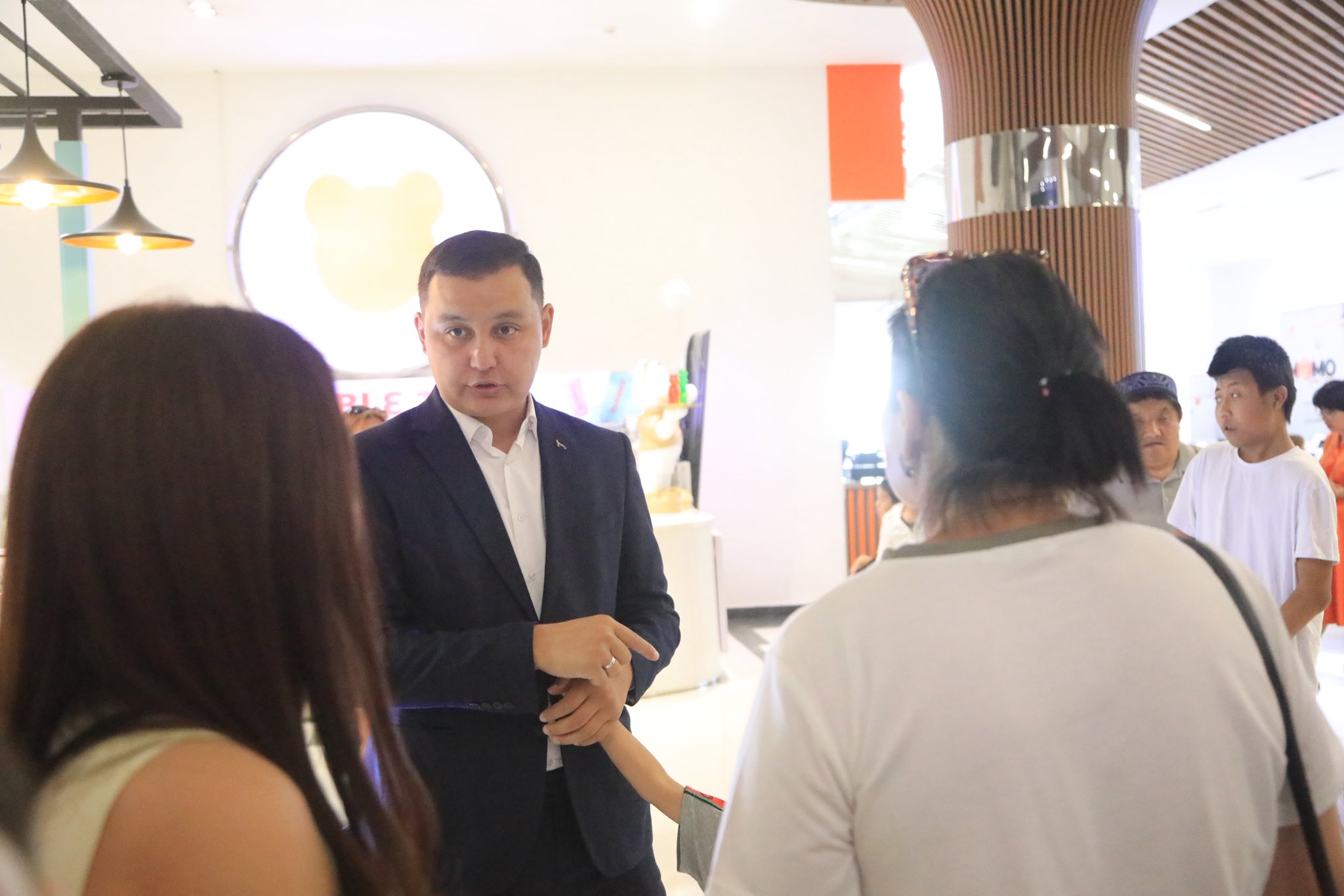 ТҮРКІСТАНДА МЕРЕКЕГЕ ОРАЙ БАЛАЛАРҒА КИНО КӨРСЕТІЛІМ ҰЙЫМДАСТЫРЫЛДЫ