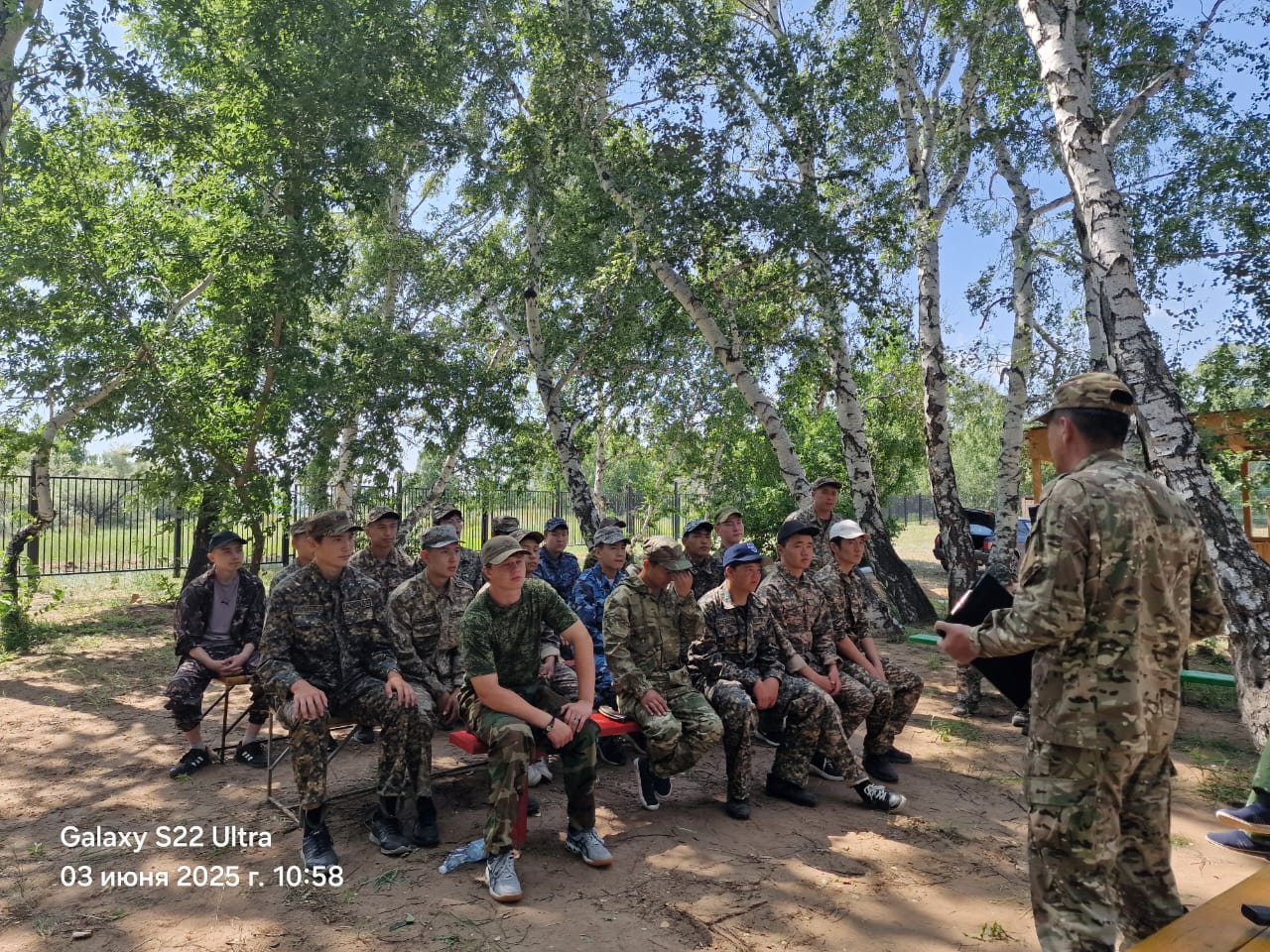 Биылғы жылы аудан аумағындағы бағдарламаға сәйкес жасөспірімдер арасында Оқу-далалық жиындар "Балдәурен"балалар лагерінің базасында өтуде.