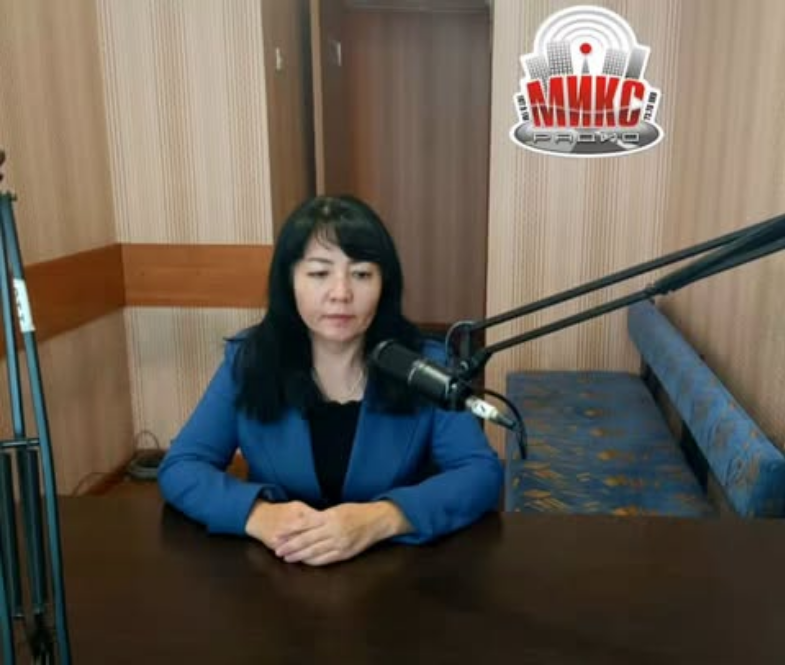 «МИКС» радиосында сөз сөйлеу