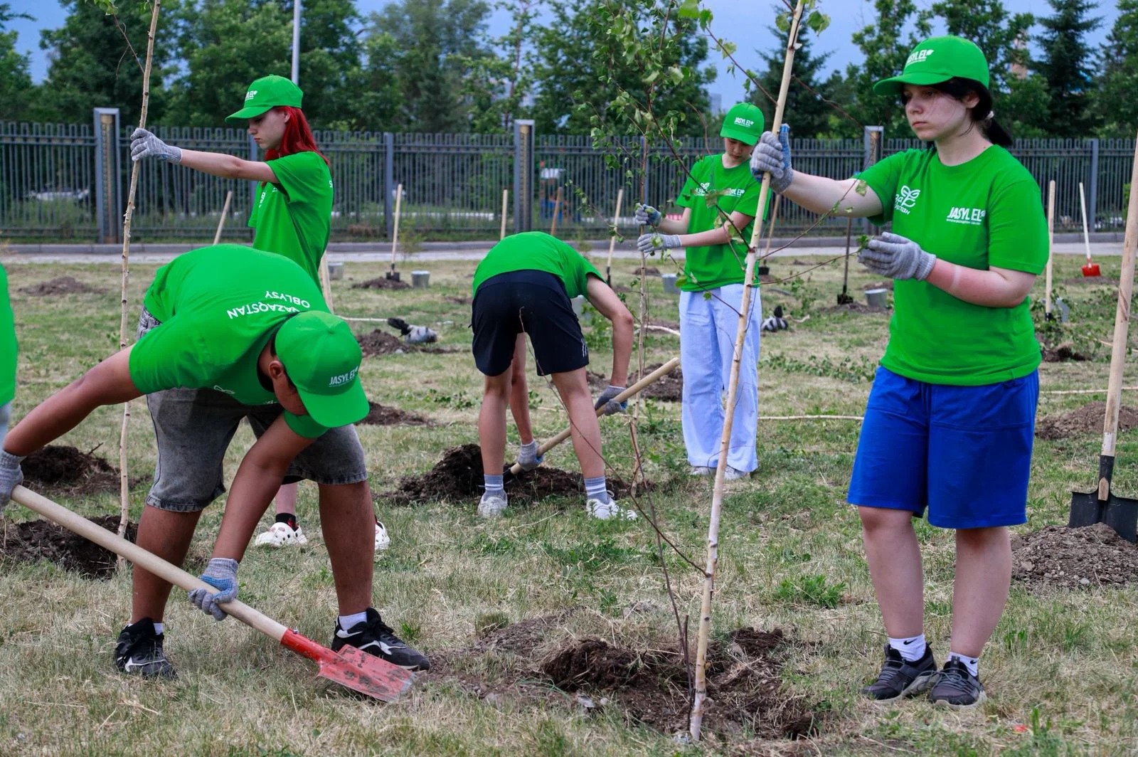 Жастар бастамасы: «ШҚ-да Жастар күші – табиғат тынысы» эко-акциясы өтті
