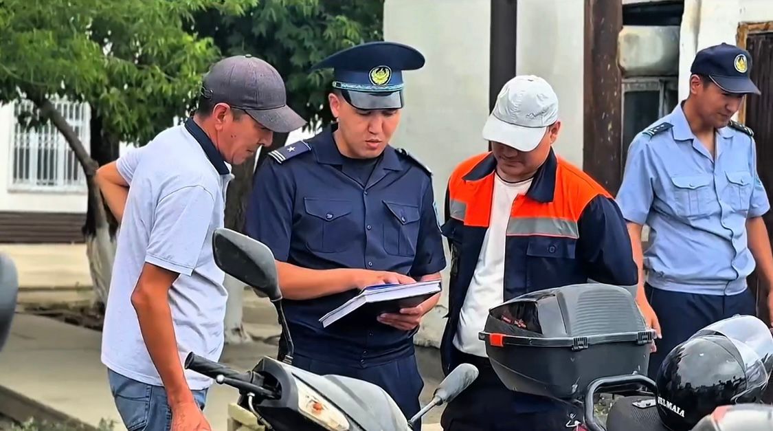 В соответствии с указанием Министерства внутренних дел Республики Казахстан, сотрудники Управления административной полиции и оперативно-криминалистического управления Департамента полиции Кызылординской области с 2 по 10 июня текущего года проводят выезды в районные отделы полиции с целью осмотра и легализации незарегистрированных мопедов.