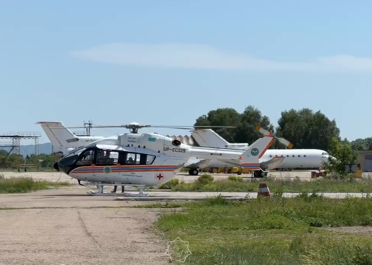 Для спасения ребенка потребовался вертолет МЧС РК