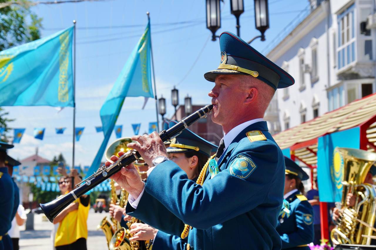 Өскеменде Қазақстан Республикасының Мемлекеттік рәміздері күні аталып өтті