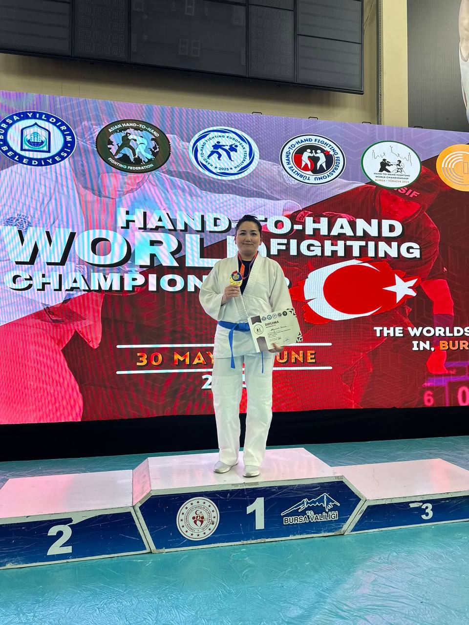 Полковник полиции Данара Ахметова стала чемпионкой мира по рукопашному бою