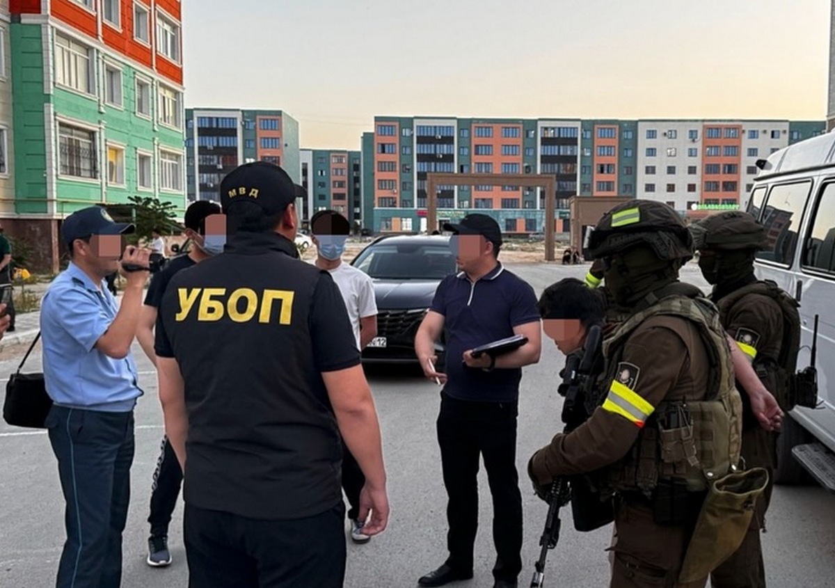 Маңғыстау облысында полиция тұрғыннан ақша бопсалағандарды ұстады