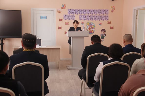 Дайындық және Қаратомар ауылдарының тұрғындарымен тұрақты кездесулер