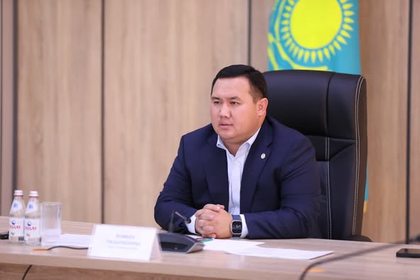 ҚАЛА ӘКІМІНІҢ ТӨРАҒАЛЫҒЫМЕН КӨГАЛДАНДЫРУ БОЙЫНША КЕЗЕКТІ ЖИЫН ӨТТІ