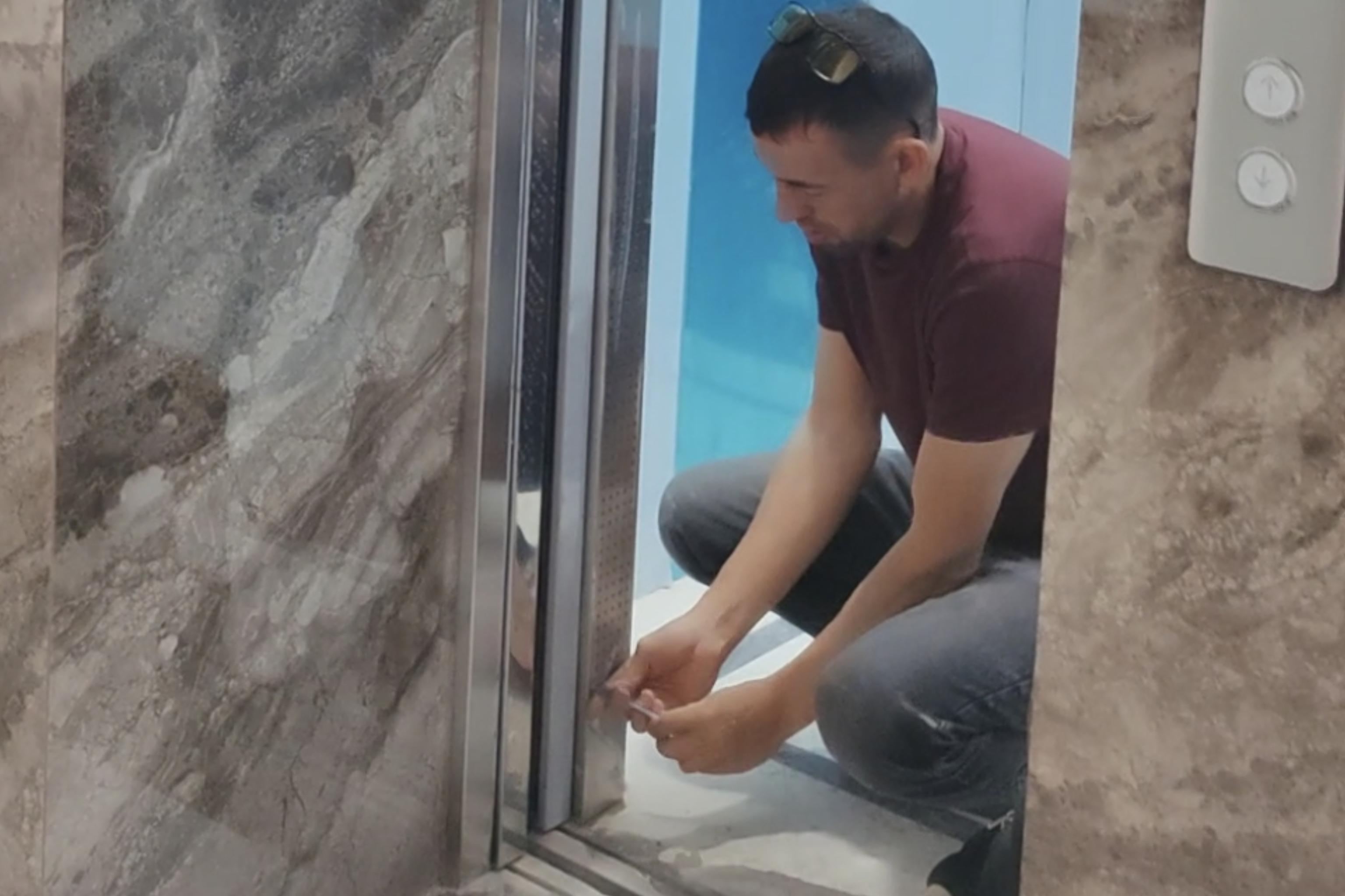 Тұрғын үй қоры толықтырылуда: Әуезов 55 А үй лифт қабылдаудан өтті